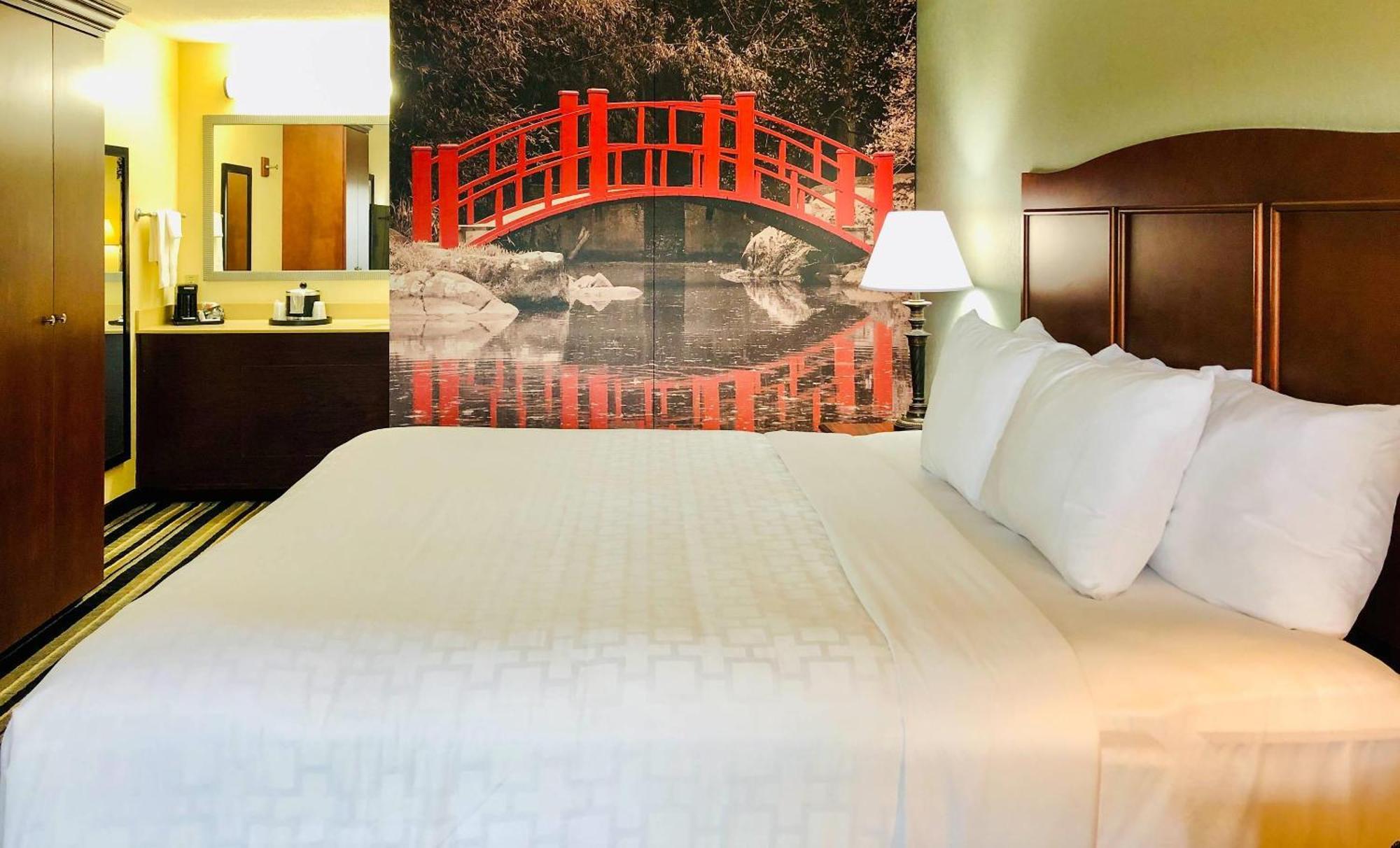 Clarion Pointe Huntsville Research Park Экстерьер фото